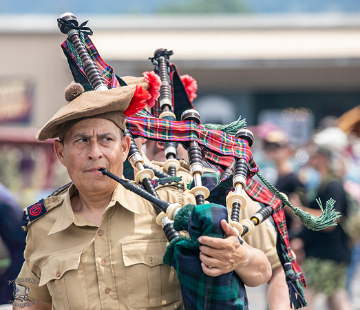 Highland Piper