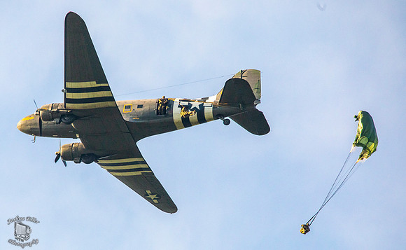 Airborne Jeep