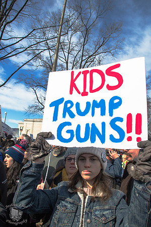 Kids Trump Guns