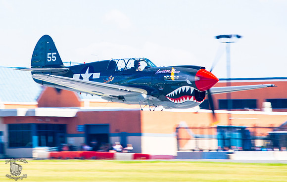 P-40 Warhawk "American Dream"