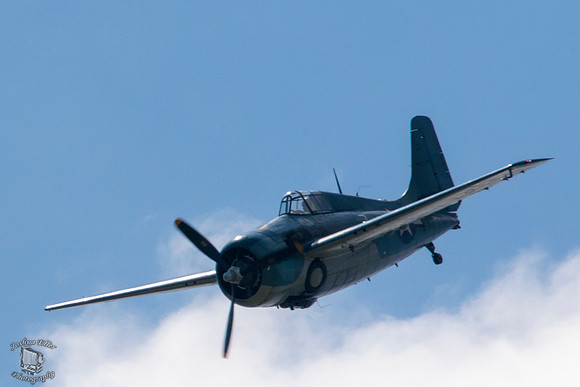 Curtiss-Wright SB2C-5 "Helldiver"