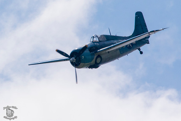 Curtiss-Wright SB2C-5 "Helldiver"