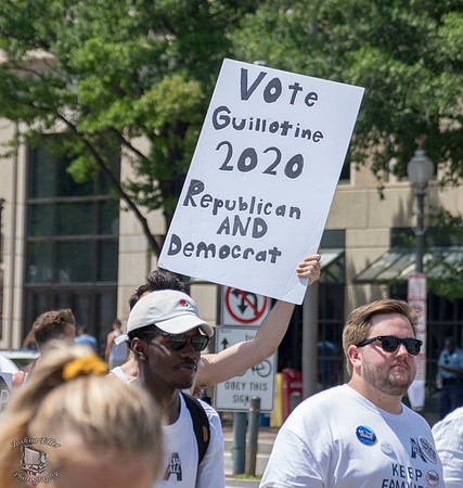 Vote Guillotine