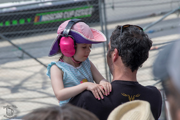 RACE fAN